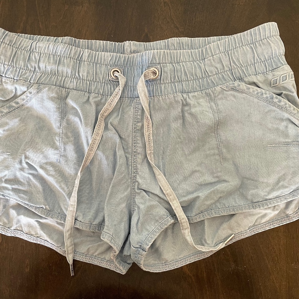 Lorna Jane Running Short